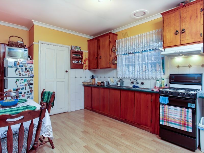 24 Moncoe Street, Boronia VIC 3155