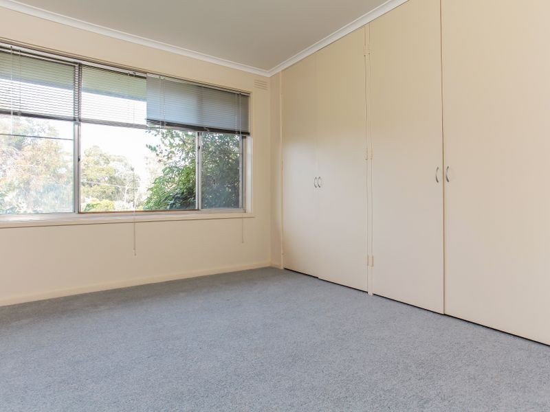 1/1643 Ferntree Gully Road, Knoxfield VIC 3180