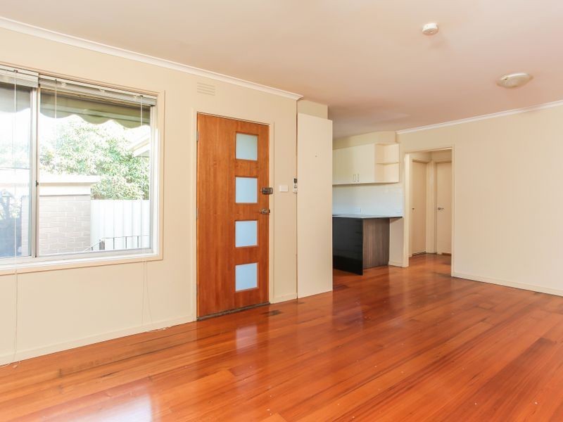 1/1643 Ferntree Gully Road, Knoxfield VIC 3180