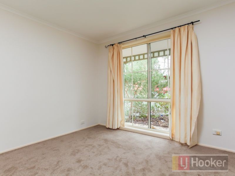 2 Cameron Close, Bayswater VIC 3153