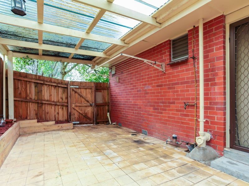 1/33 Royalden Close, Boronia VIC 3155