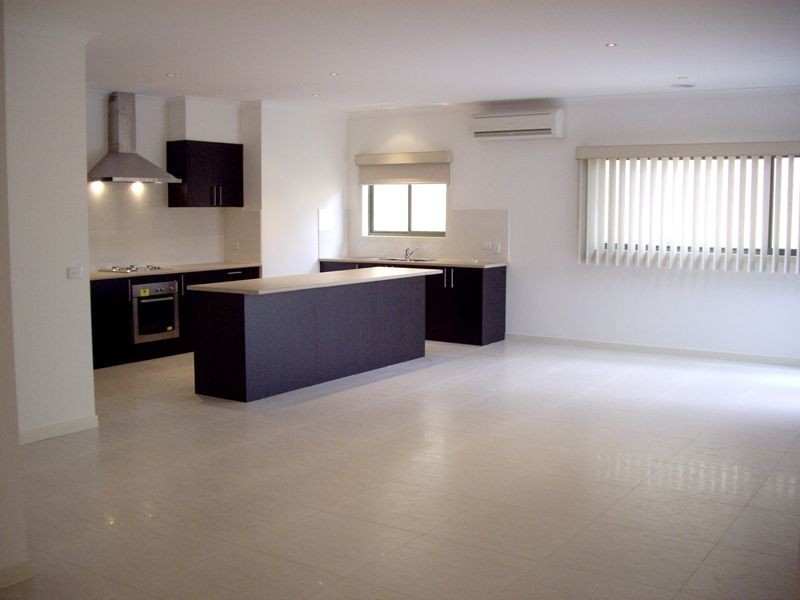 2/7 Stirling Street, Ferntree Gully VIC 3156