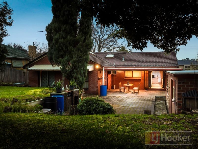 9 Devenish Road, Boronia VIC 3155