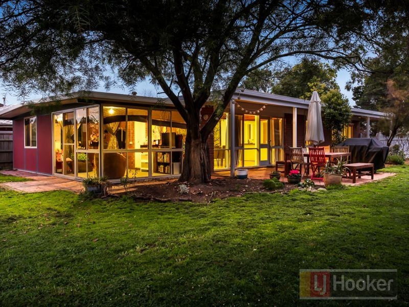 14 Chedworth Court, Kilsyth VIC 3137