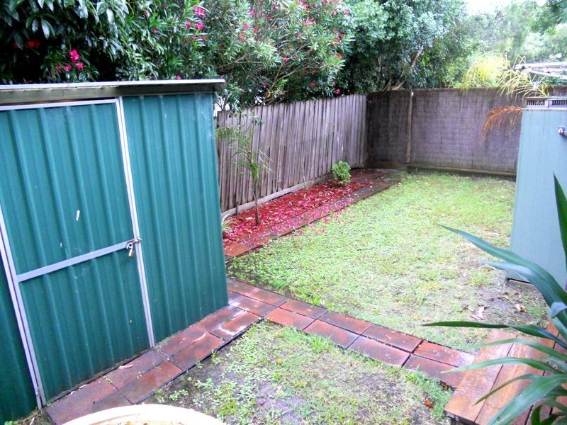 2/36 Elmhurst Road, Bayswater VIC 3153