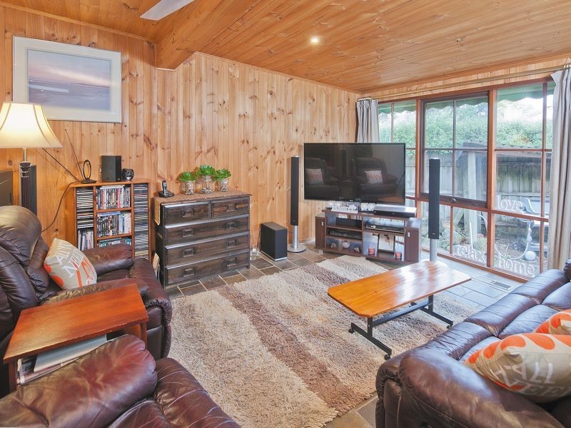 10 Batavia Avenue, Boronia VIC 3155