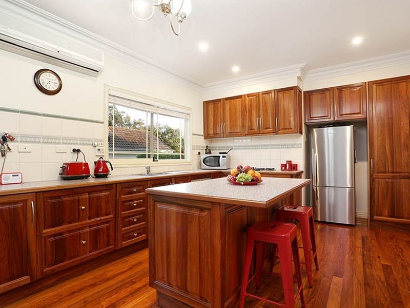 13 Richards Avenue, Croydon VIC 3136