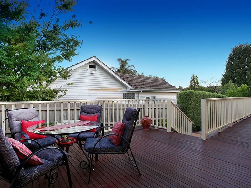 13 Richards Avenue, Croydon VIC 3136
