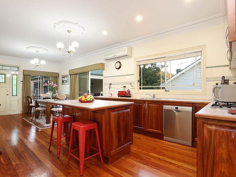 13 Richards Avenue, Croydon VIC 3136