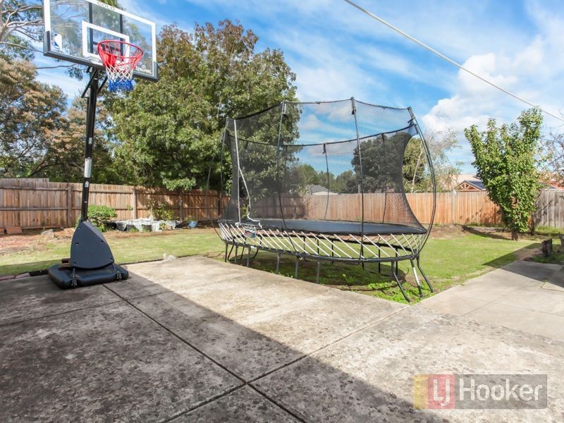 75 Bryden Drive, Ferntree Gully VIC 3156