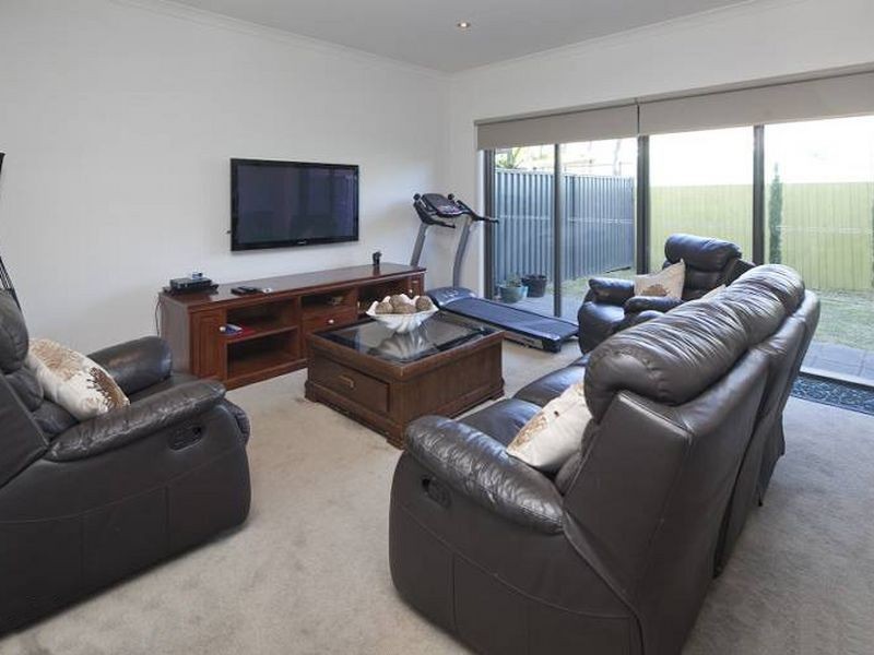 3/4 Laurel Avenue, Boronia VIC 3155