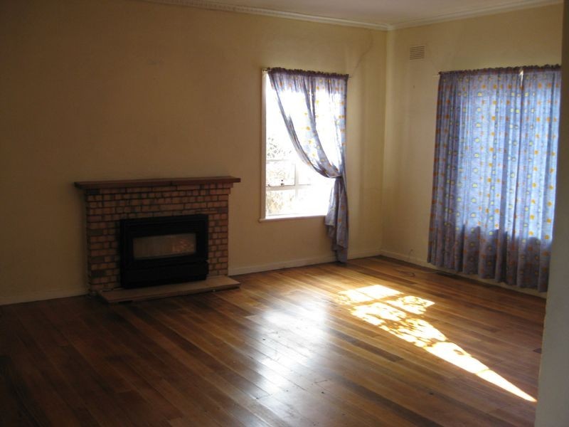 9 Albert Avenue, Boronia VIC 3155