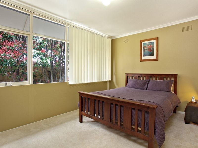 70 Scoresby Road, Bayswater VIC 3153