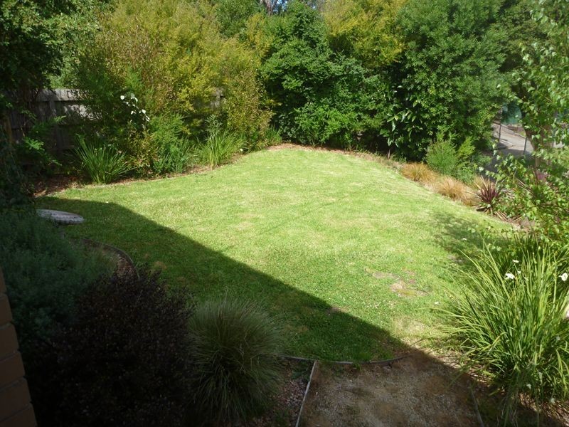 8 Winby Court, The Basin VIC 3154