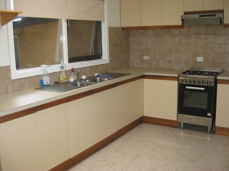 2/23 Cherrytree Rise, Knoxfield VIC 3180