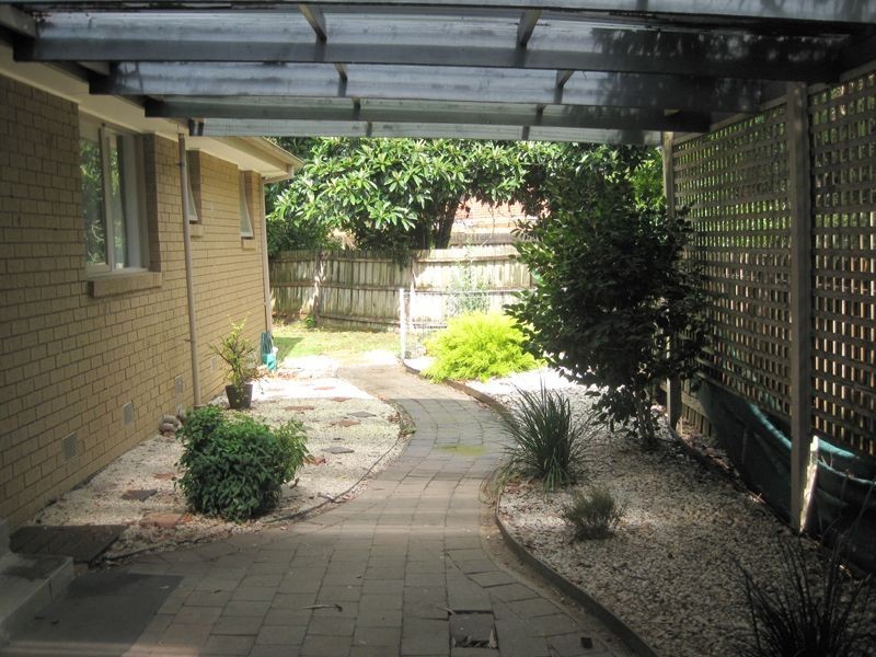 2/23 Cherrytree Rise, Knoxfield VIC 3180