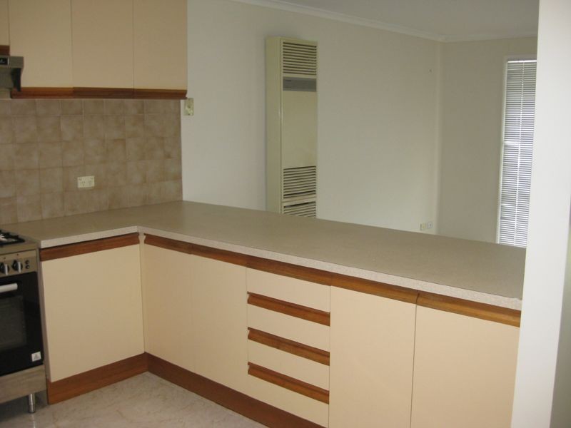 2/23 Cherrytree Rise, Knoxfield VIC 3180