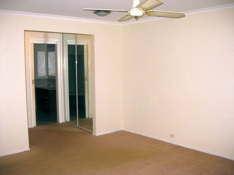 52 Jeanette Street, Bayswater VIC 3153