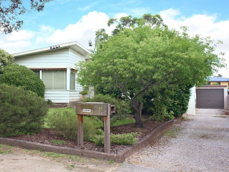 9 Bellevue Avenue, Ringwood VIC 3134