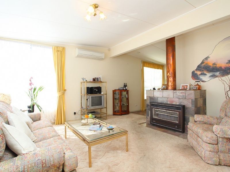 13 Kleinert Street, Boronia VIC 3155