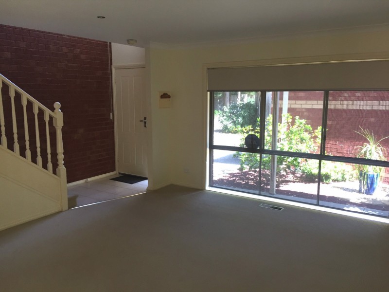 2/22 Orchid Avenue, Boronia VIC 3155