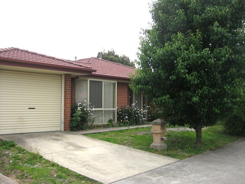 12 Snowgum Drive, Kilsyth VIC 3137