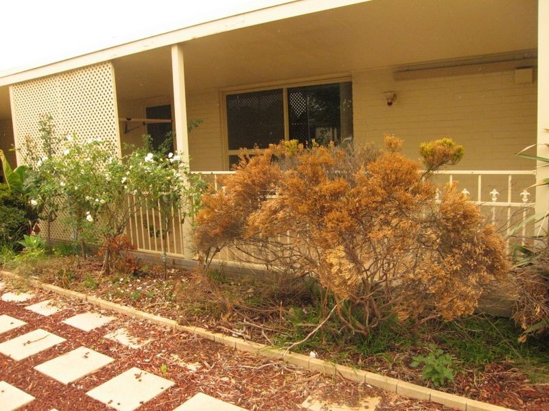 8b Anne Road, Knoxfield VIC 3180