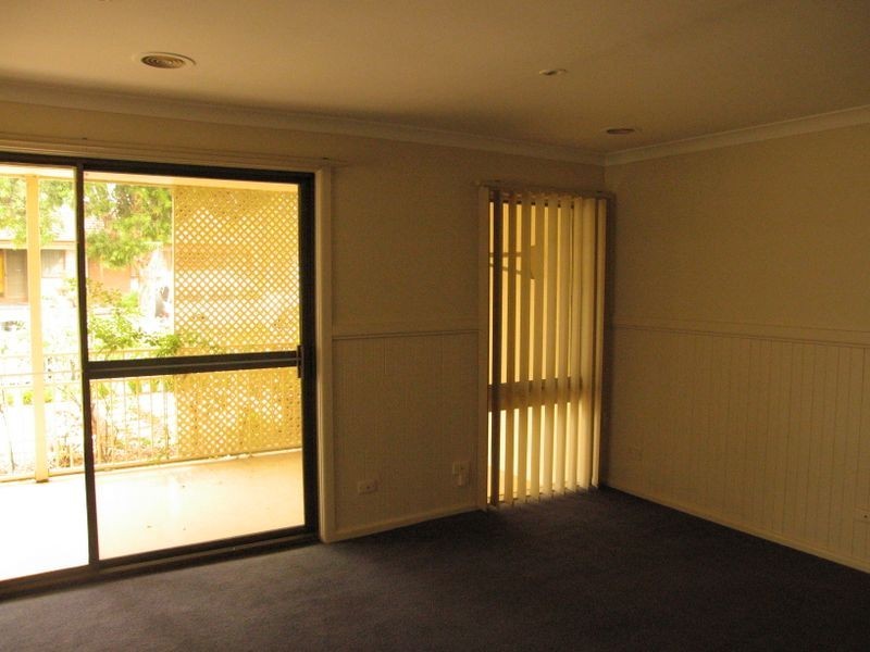 8b Anne Road, Knoxfield VIC 3180