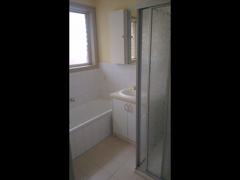 2/2 Bluegum Court, Narre Warren VIC 3805