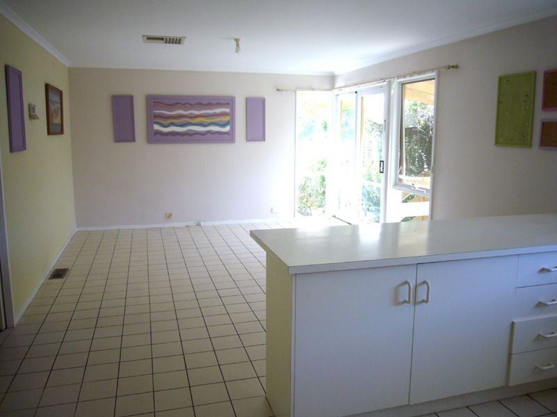 21 Mistletoe Close, Knoxfield VIC 3180