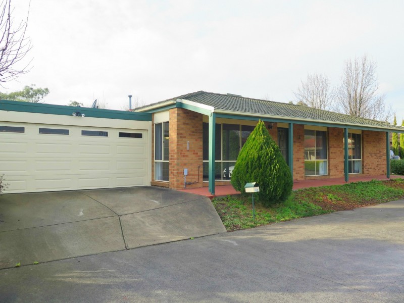 10 Snow Gum Drive, Kilsyth VIC 3137