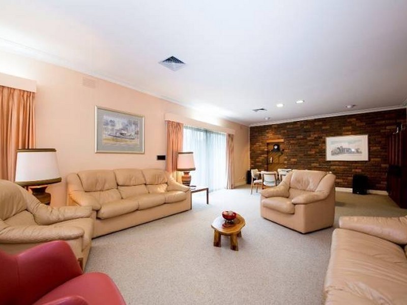 1 Elm Street, Bayswater VIC 3153