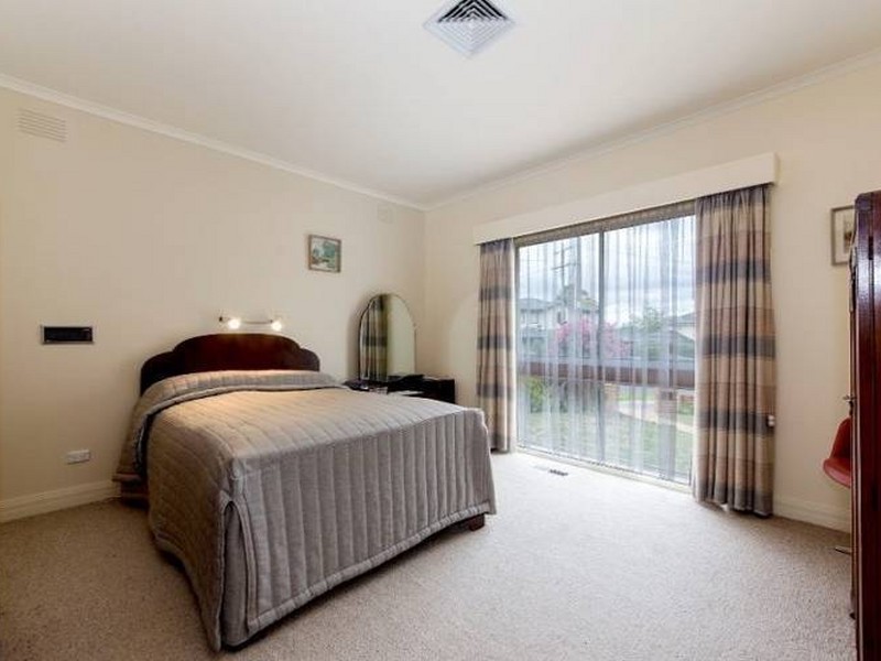 1 Elm Street, Bayswater VIC 3153