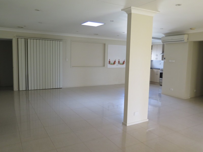 8a Anne Road, Knoxfield VIC 3180