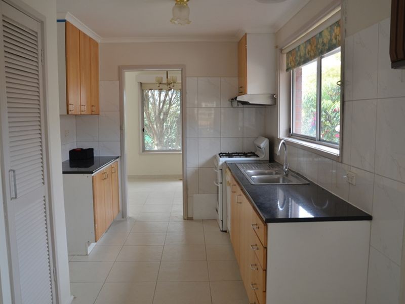 6 Heatherdale Road, Mitcham VIC 3132