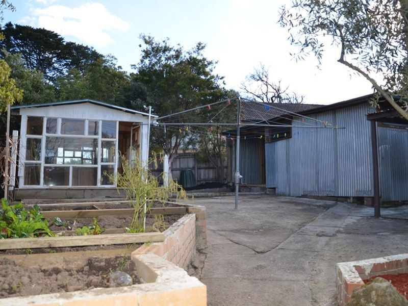 6 Heatherdale Road, Mitcham VIC 3132