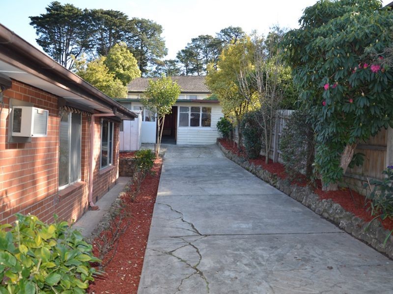 6 Heatherdale Road, Mitcham VIC 3132