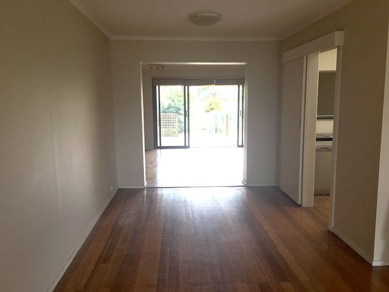 18 Adele Avenue, Ferntree Gully VIC 3156