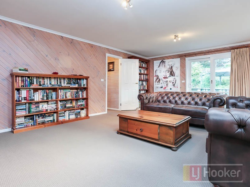 28 Alexandra Street, Upper Ferntree Gully VIC 3156