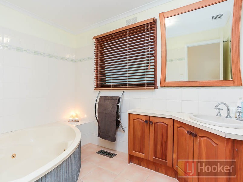 28 Alexandra Street, Upper Ferntree Gully VIC 3156