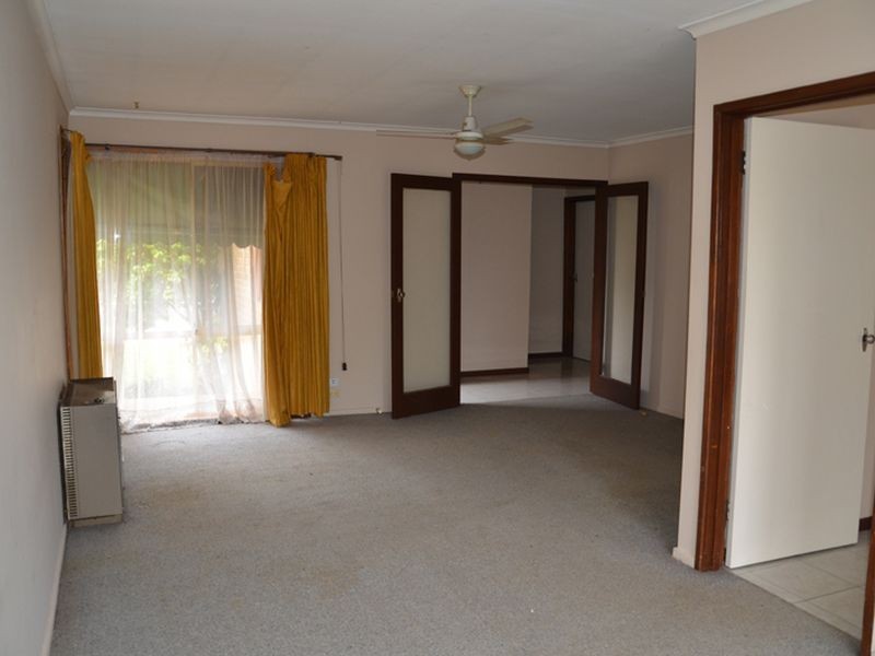 54 Burke Road, Ferntree Gully VIC 3156