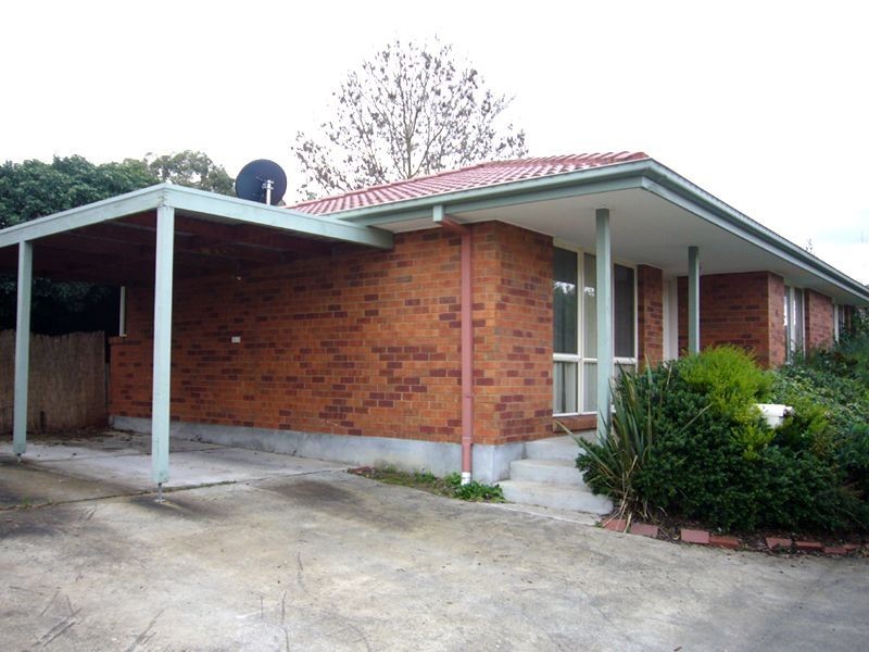 6 Cameron Close, Bayswater VIC 3153