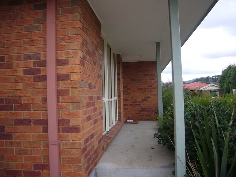 6 Cameron Close, Bayswater VIC 3153