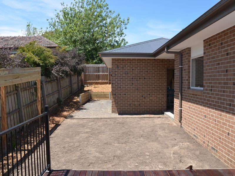 2/120 Glenfern Road, Ferntree Gully VIC 3156