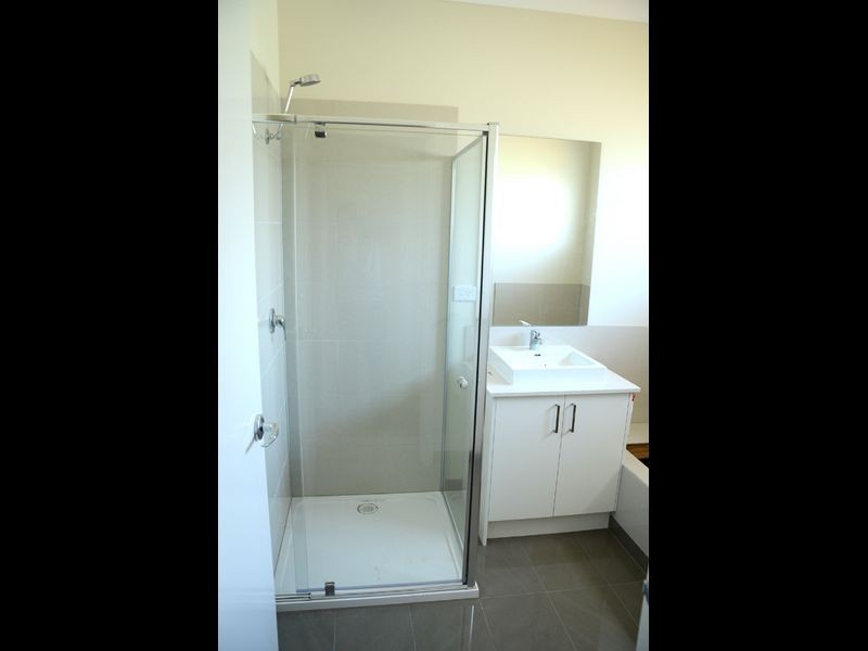 2/120 Glenfern Road, Ferntree Gully VIC 3156