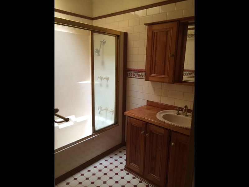 8 Grace Court, Frankston VIC 3199