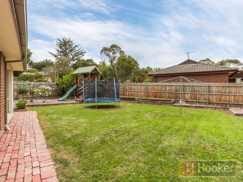 48 Lancaster Road, Mooroolbark VIC 3138
