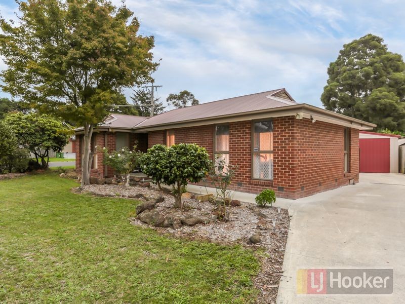 48 Lancaster Road, Mooroolbark VIC 3138