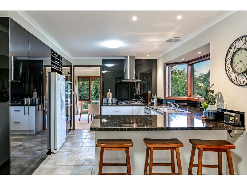 66 Wakley Crescent, Wantirna South VIC 3152