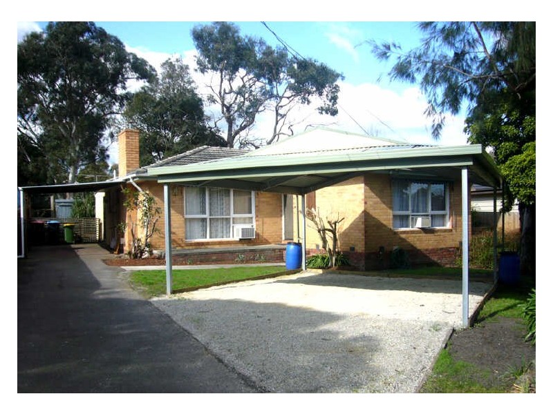13 Flinders Crescent, Boronia VIC 3155